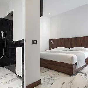 My Bed Montenapoleone Affittacamere Milano